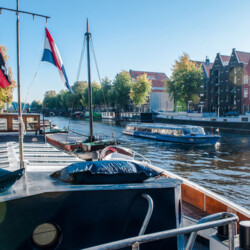 Houseboat Saturnus Amsterdam